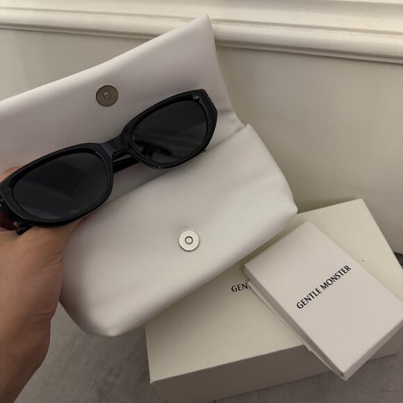 Gentle Monster Black Retro Sunglasses Bold Street Style main image 10